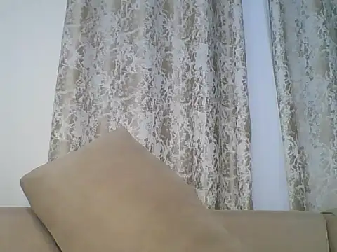 Snapshot of dollface_bela chatting on 06-26-26, 06:12 dollface bela online show from 06-26-26, 06:12