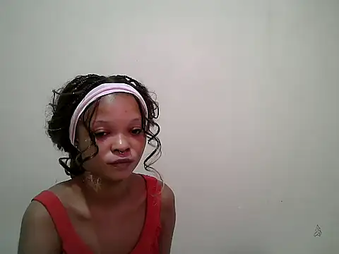 Miss rihanna online show from 06-23-26, 03:43