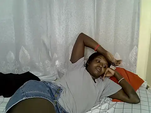 Snapshot of Lorainebabes chatting on 06-23-26, 10:08 Lorainebabes online show from 06-23-26, 10:08