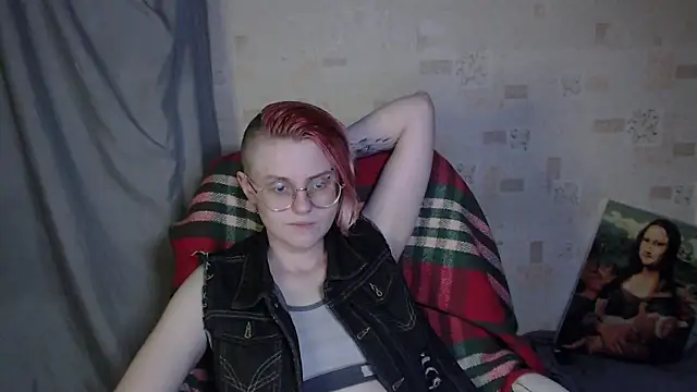 Snapshot of __Freya___ chatting on 06-24-26, 04:39 Freya online show from 06-24-26, 04:39