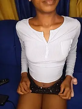 Snapshot of sexy_girlyee chatting on 05-25-26, 06:52 sexy girlyee online show from 05-25-26, 06:52
