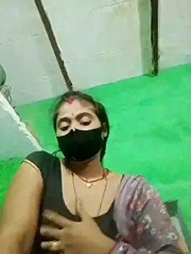 Snapshot of Rachnaaapkijaan78 chatting on 07-10-26, 05:37 Rachnaaapkijaan78 online show from 07-10-26, 05:37