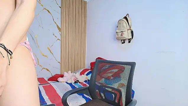 im auroraa online show from 06-03-26, 04:45