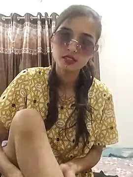 Snapshot of Yoga_Session chatting on 06-27-26, 05:51 Yoga Session online show from 06-27-26, 05:51