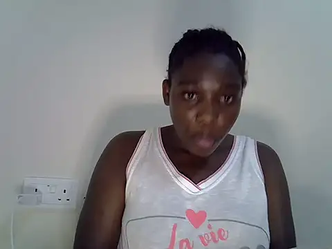 Snapshot of Ritty2030 chatting on 06-22-26, 03:25 Ritty2030 online show from 06-22-26, 03:25