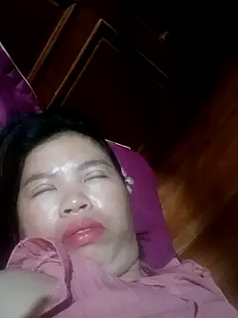 Snapshot of -Yeyi- chatting on 05-17-26, 09:44 -Yeyi- online show from 05-17-26, 09:44