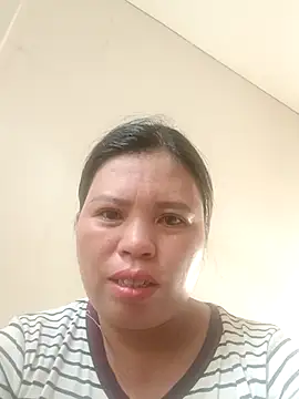Snapshot of -Yeyi- chatting on 05-31-26, 10:22 -Yeyi- online show from 05-31-26, 10:22