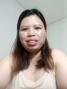 Snapshot of -Yeyi- chatting on 06-06-26, 11:09 -Yeyi- online show from 06-06-26, 11:09