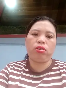 Snapshot of -Yeyi- chatting on 06-08-26, 11:38 -Yeyi- online show from 06-08-26, 11:38