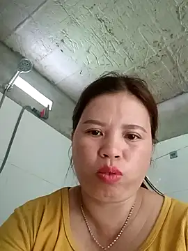 Snapshot of -Yeyi- chatting on 06-16-26, 09:34 -Yeyi- online show from 06-16-26, 09:34
