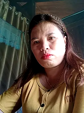 Snapshot of -Yeyi- chatting on 06-21-26, 04:48 -Yeyi- online show from 06-21-26, 04:48