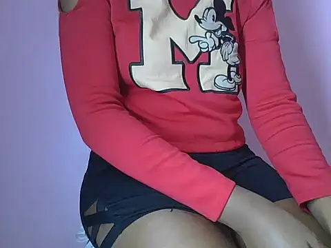 Snapshot of Sexxyrina chatting on 06-15-26, 09:22 Sexxyrina online show from 06-15-26, 09:22