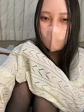 Snapshot of hina_111 chatting on 06-11-26, 02:26 hina 111 online show from 06-11-26, 02:26