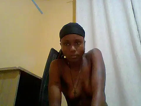 Snapshot of kiki8390 chatting on 07-06-26, 08:44 kiki8390 online show from 07-06-26, 08:44
