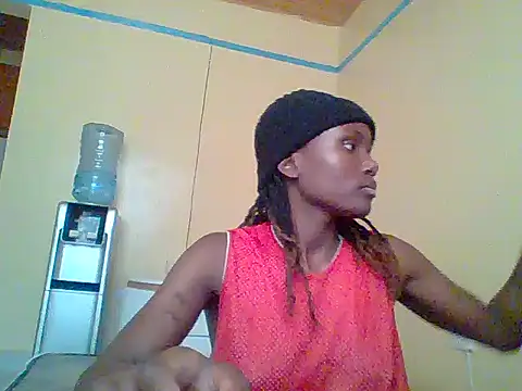Snapshot of kiki8390 chatting on 07-09-26, 02:43 kiki8390 online show from 07-09-26, 02:43