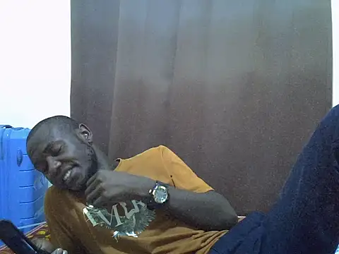 Snapshot of BBC_SEXY chatting on 06-12-26, 09:35 BBC SEXY online show from 06-12-26, 09:35