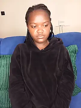 little creamy online show from 06-12-26, 03:05