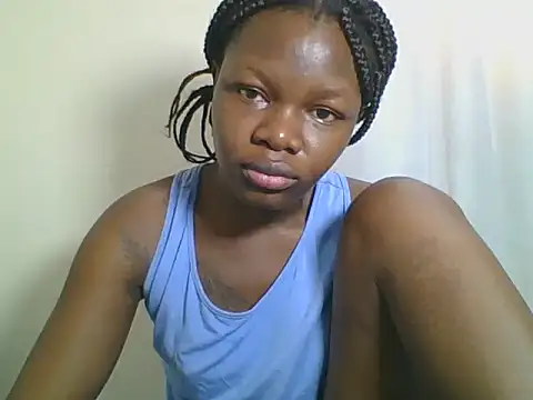 Snapshot of Sweetgal2025 chatting on 06-13-26, 07:17 Sweetgal2025 online show from 06-13-26, 07:17