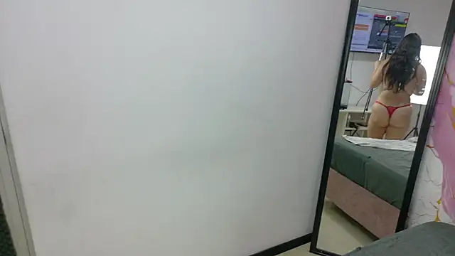Snapshot of ObsessionRoom chatting on 07-03-26, 12:33 ObsessionRoom online show from 07-03-26, 12:33