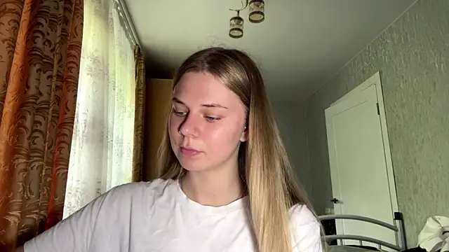 HoneysPiee online show from 06-02-26, 10:06