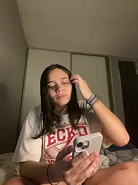delilahraebaby online show from 07-06-26, 07:05