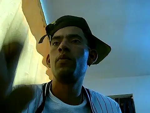 Snapshot of Negritohot3682 chatting on 06-26-26, 09:30 Negritohot3682 online show from 06-26-26, 09:30