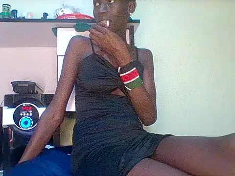 Snapshot of sisiassbeb chatting on 06-12-26, 08:24 sisiassbeb online show from 06-12-26, 08:24