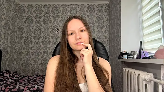 Snapshot of ShaylaChong chatting on 06-19-26, 06:40 ShaylaChong online show from 06-19-26, 06:40
