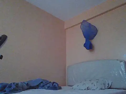 Snapshot of pinky-lips chatting on 06-16-26, 06:05 pinky-lips online show from 06-16-26, 06:05