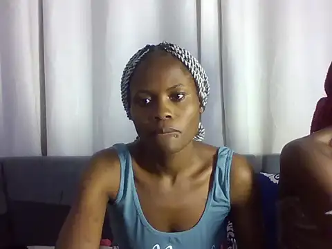 Snapshot of Candysleek_petite chatting on 07-06-26, 05:26 Candysleek petite online show from 07-06-26, 05:26