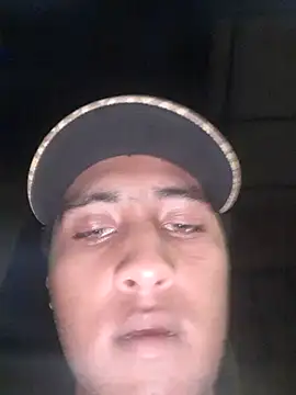 Snapshot of CamiloOlivera chatting on 06-25-26, 09:36 CamiloOlivera online show from 06-25-26, 09:36