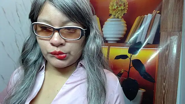 Snapshot of miacalifafara chatting on 05-16-26, 10:08 miacalifafara online show from 05-16-26, 10:08