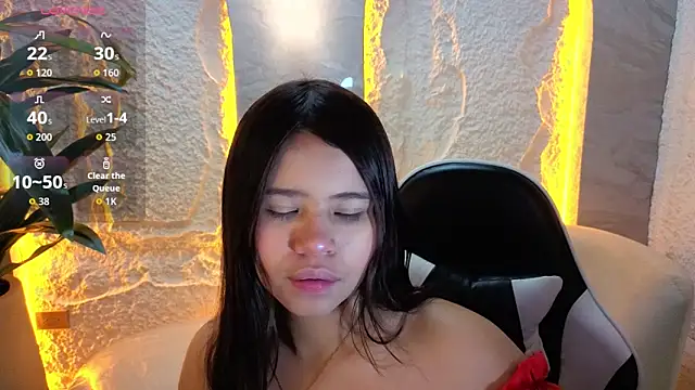 Snapshot of roxan1_tp chatting on 06-19-26, 12:31 roxan1 tp online show from 06-19-26, 12:31