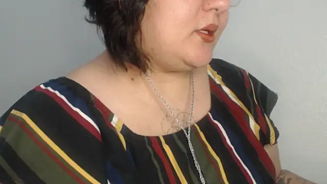 Snapshot of MaevenNectar chatting on 05-28-26, 02:53 MaevenNectar online show from 05-28-26, 02:53