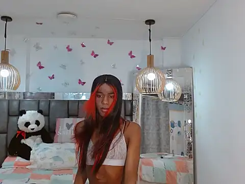 Snapshot of scarletth_13 chatting on 05-19-26, 02:18 scarletth 13 online show from 05-19-26, 02:18