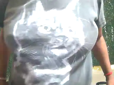 Snapshot of shallykaur chatting on 06-07-26, 03:43 shallykaur online show from 06-07-26, 03:43