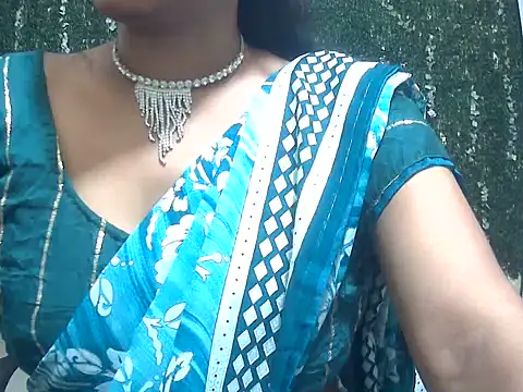 Snapshot of shallykaur chatting on 06-29-26, 10:15 shallykaur online show from 06-29-26, 10:15