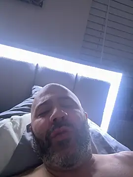 bigdick20101 online show from 06-02-26, 02:46
