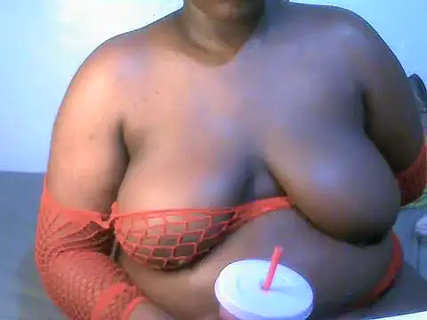 Snapshot of cumming-queen chatting on 07-07-26, 02:03 cumming-queen online show from 07-07-26, 02:03