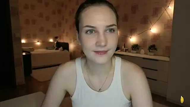 Snapshot of Megan_swiftss chatting on 06-10-26, 07:13 Megan swiftss online show from 06-10-26, 07:13