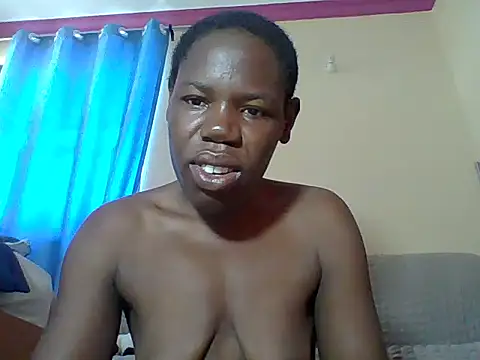Snapshot of Blacksexyqueen24 chatting on 06-17-26, 06:16 Blacksexyqueen24 online show from 06-17-26, 06:16