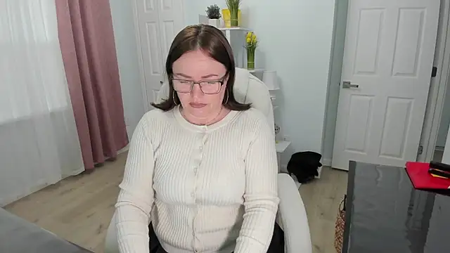 Vika73 online show from 02-04-25, 01:06