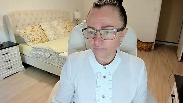 Vika73 online show from 09-12-25, 12:38