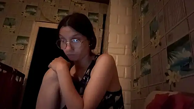 Snapshot of SparkleJebb chatting on 06-29-26, 07:58 SparkleJebb online show from 06-29-26, 07:58