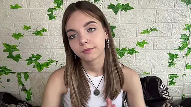 LisaPorse online show from 06-21-26, 02:08