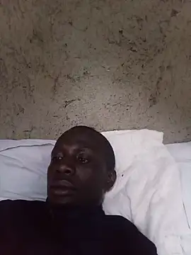 Snapshot of Lawal-Briana chatting on 05-16-26, 07:01 Lawal-Briana online show from 05-16-26, 07:01