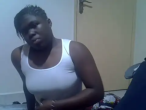Snapshot of evethegurl chatting on 05-29-26, 03:21 evethegurl online show from 05-29-26, 03:21