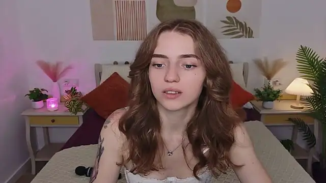 Snapshot of TayloryStar chatting on 07-03-26, 12:00 TayloryStar online show from 07-03-26, 12:00