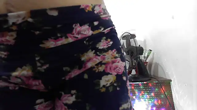 Snapshot of jenny_milf69 chatting on 02-07-25, 01:11 jenny milf69 online show from 02-07-25, 01:11