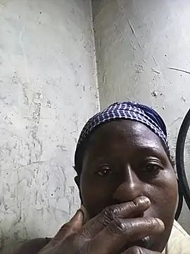 Snapshot of azina2 chatting on 06-19-26, 08:45 azina2 online show from 06-19-26, 08:45